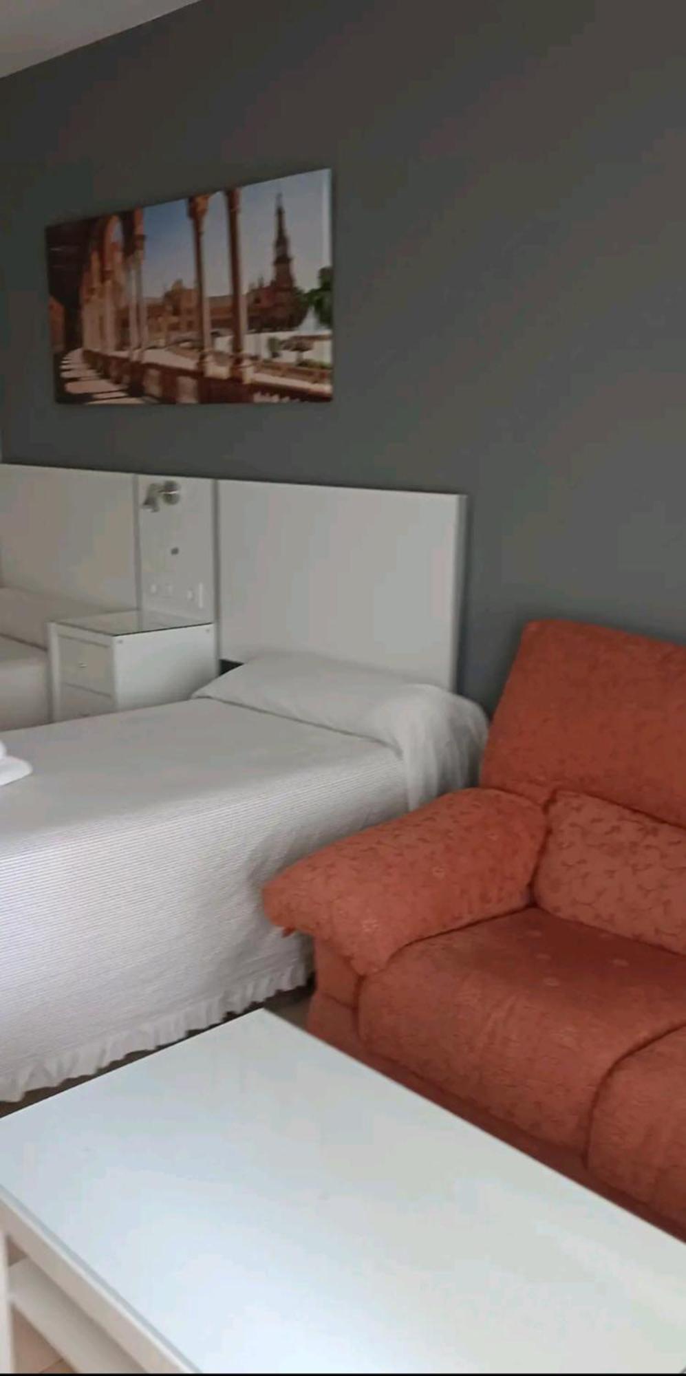 Apartamento Triana, 5 Mins Centro セビリア エクステリア 写真
